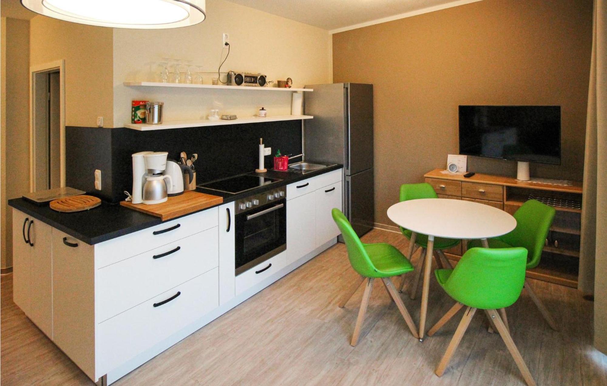 Stunning Apartment In Graal-Mueritz With Kitchen Экстерьер фото